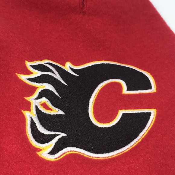 NHL Calgary Flames Hockey Team Dog Fleece Hoodie Sweater Size XX-Small - Picture 2 of 11